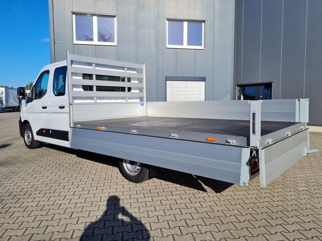 Renault Master New 3,5t Doka dCi 170 L3H1 Lang - Dodávka valník, Dodávkа s dvojitou kabínou: obrázok 4 Renault Master New 3,5t Doka dCi 170 L3H1 Lang - Dodávka valník, Dodávkа s dvojitou kabínou: obrázok 4