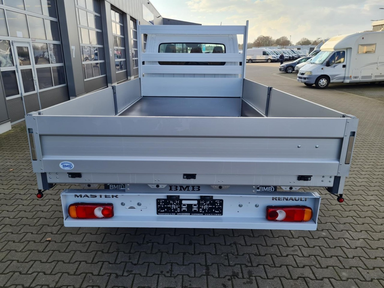 Renault Master New 35 Pritsche lang KLIMA KOMFORT TEMPOMAT - Dodávka valník: obrázok 5 Renault Master New 35 Pritsche lang KLIMA KOMFORT TEMPOMAT - Dodávka valník: obrázok 5