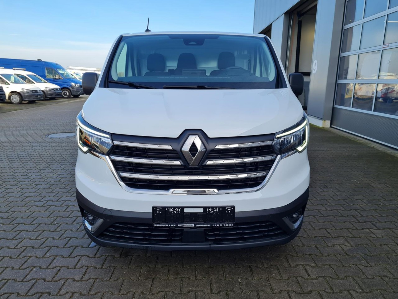 Renault Trafic Kasten dCi 130 L2H1 Komfort AHK LED Allwetter - Malá dodávka: obrázok 2 Renault Trafic Kasten dCi 130 L2H1 Komfort AHK LED Allwetter - Malá dodávka: obrázok 2