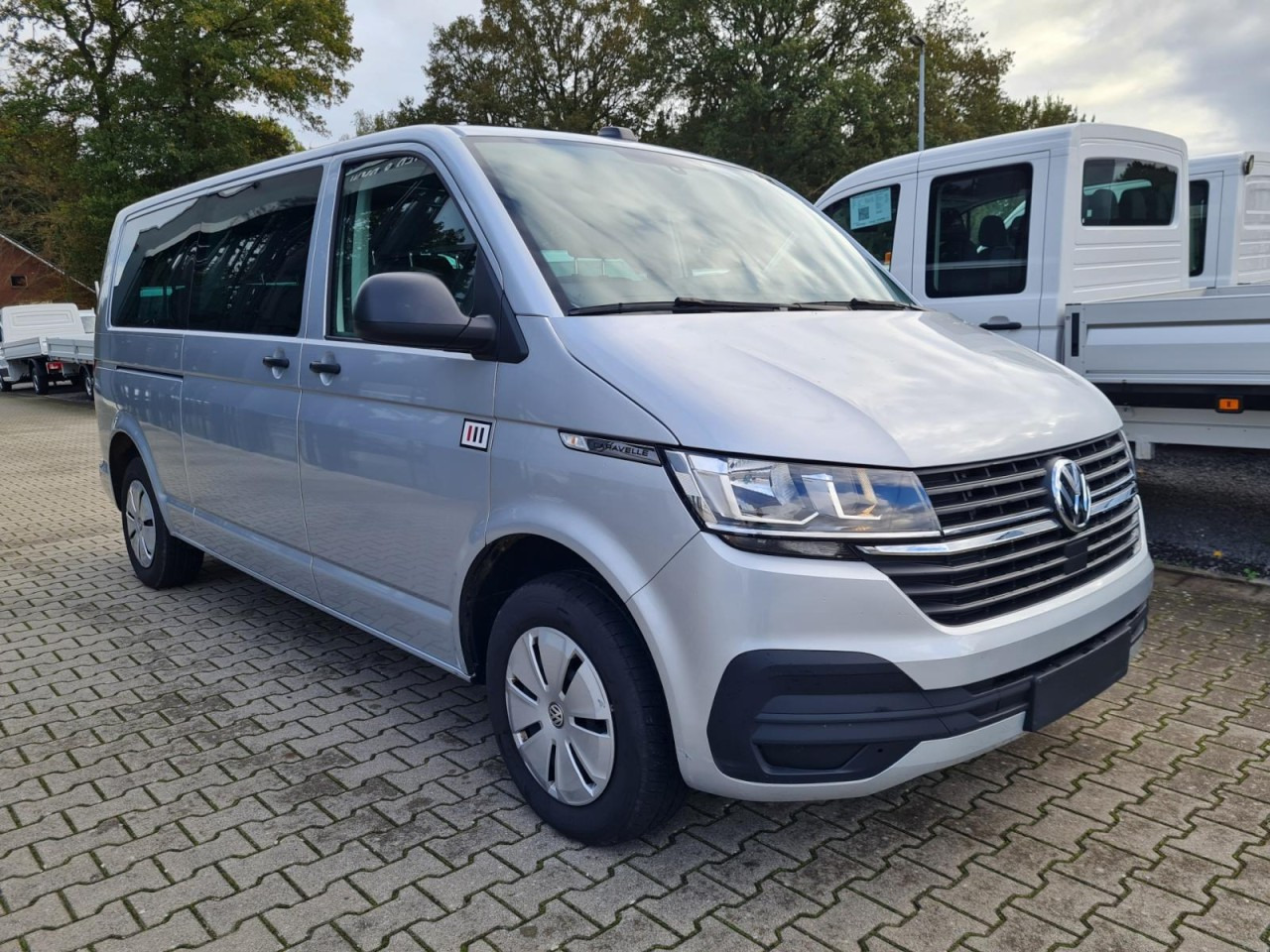 VW Volkswagen T6.1 Caravelle TDI lang 9 Sitzer 2 Schiebetüren Trendl. - Minibus, Mikrobus: obrázok 3 VW Volkswagen T6.1 Caravelle TDI lang 9 Sitzer 2 Schiebetüren Trendl. - Minibus, Mikrobus: obrázok 3
