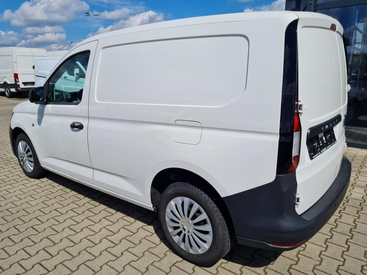 Volkswagen Caddy Kasten Cargo 2.0 TDI KLIMA KOMFORT PDC - Malá dodávka: obrázok 5 Volkswagen Caddy Kasten Cargo 2.0 TDI KLIMA KOMFORT PDC - Malá dodávka: obrázok 5