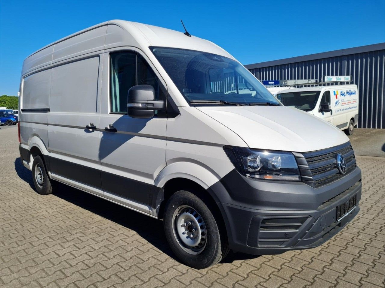 Volkswagen Crafter 35 Kasten MR Hoch 4 Motion DSG KLIMA TEM Volkswagen Crafter 35 Kasten MR Hoch 4 Motion DSG KLIMA TEM - Furgon: obrázok 3 Volkswagen Crafter 35 Kasten MR Hoch 4 Motion DSG KLIMA TEM Volkswagen Crafter 35 Kasten MR Hoch 4 Motion DSG KLIMA TEM - Furgon: obrázok 3