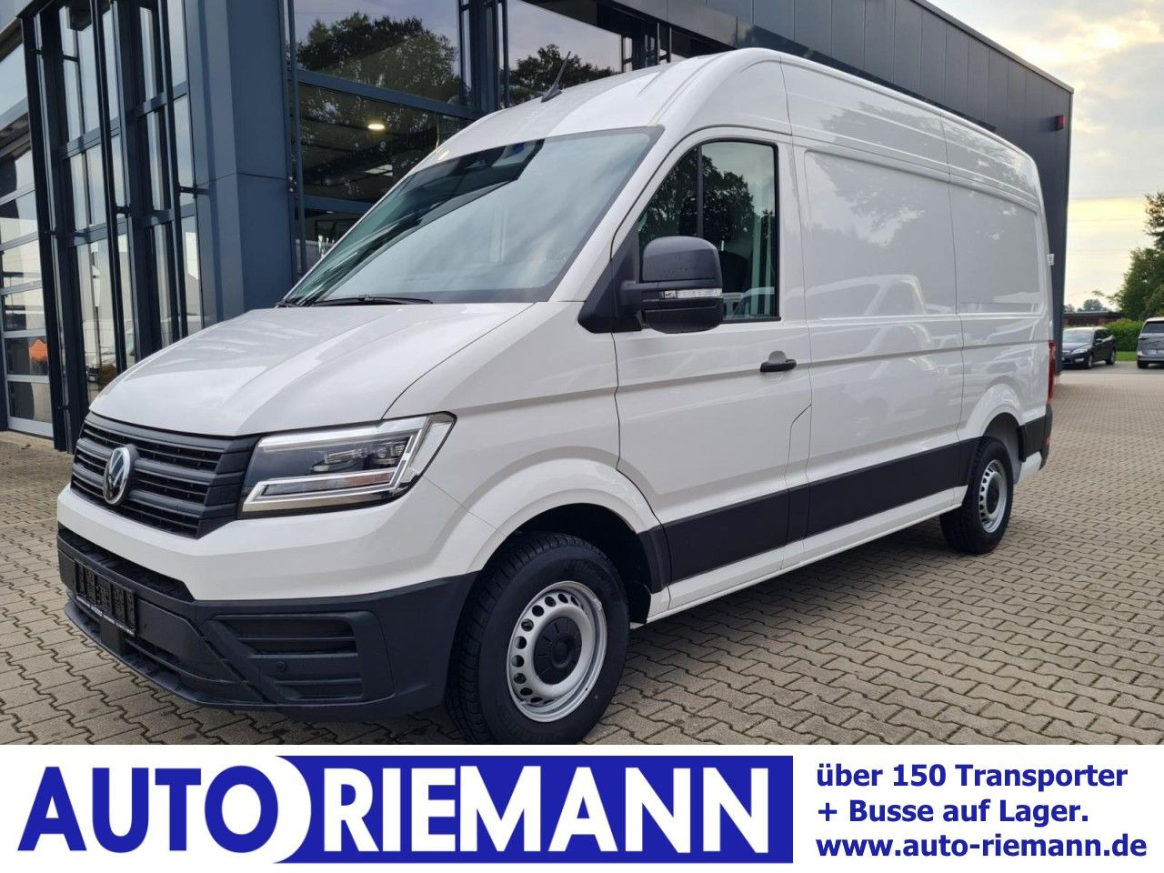 Volkswagen Crafter 35 Kasten TDI L3H3 LED TEMPOMAT AUTOMATI - Furgon: obrázok 1 Volkswagen Crafter 35 Kasten TDI L3H3 LED TEMPOMAT AUTOMATI - Furgon: obrázok 1