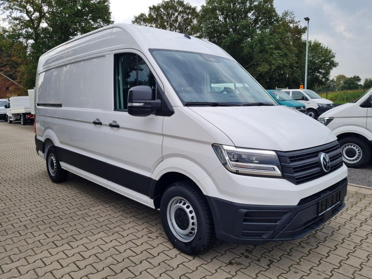 Volkswagen Crafter 35 Kasten TDI L3H3 LED TEMPOMAT AUTOMATI - Furgon: obrázok 3 Volkswagen Crafter 35 Kasten TDI L3H3 LED TEMPOMAT AUTOMATI - Furgon: obrázok 3