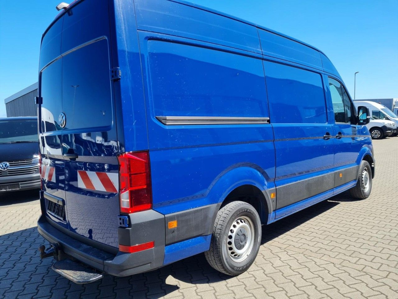 Volkswagen Crafter 35 Kasten TDI MR L3H3 RWD AHK - Furgon: obrázok 4 Volkswagen Crafter 35 Kasten TDI MR L3H3 RWD AHK - Furgon: obrázok 4