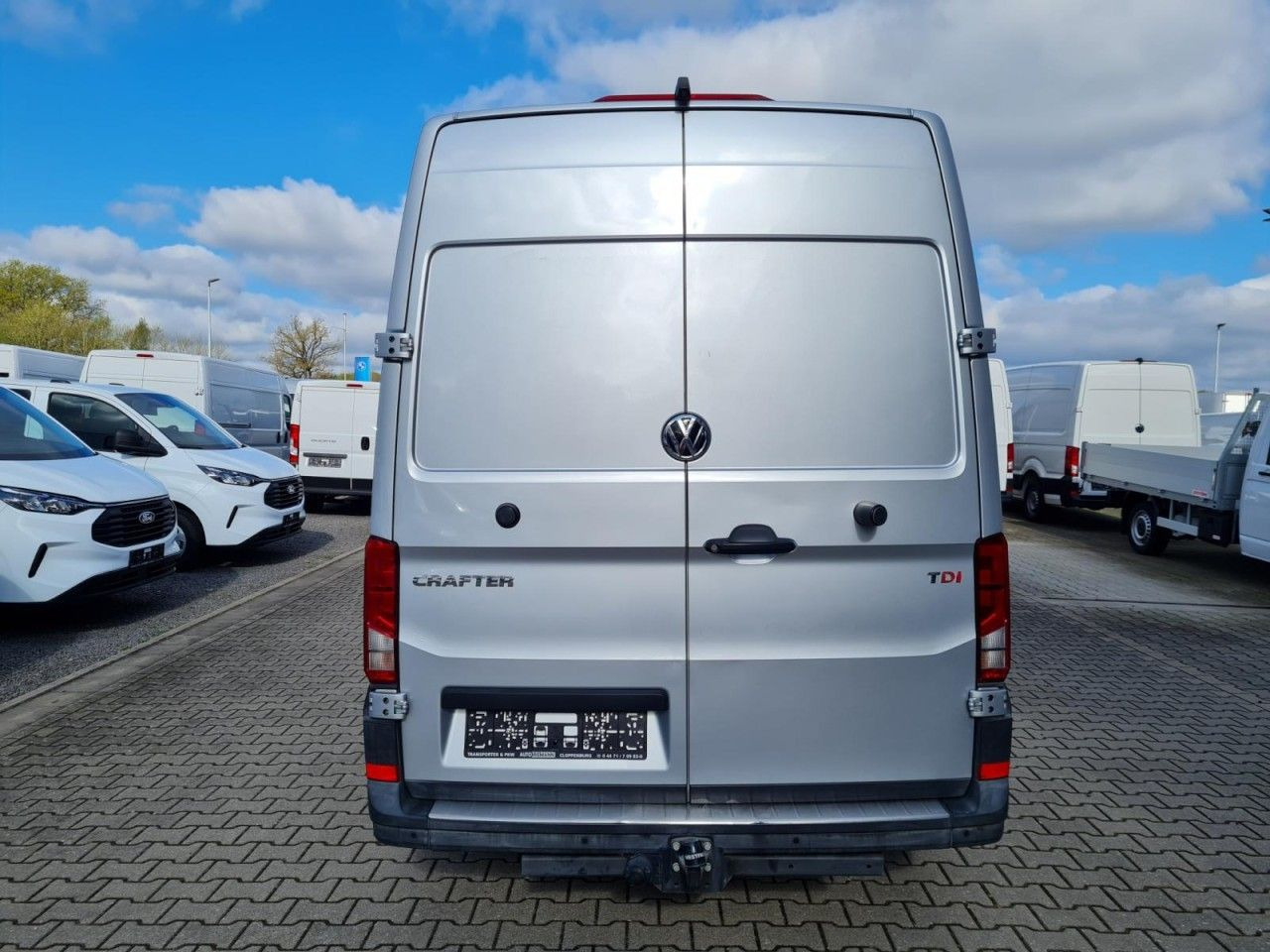 Volkswagen Crafter 35 Kasten TDI MR hoch NAVI KLIMA TEMPOMA - Furgon: obrázok 5 Volkswagen Crafter 35 Kasten TDI MR hoch NAVI KLIMA TEMPOMA - Furgon: obrázok 5