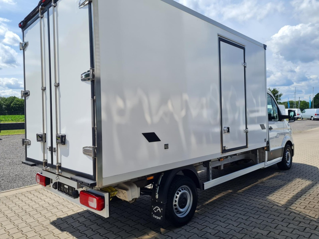 Volkswagen Crafter 35 Kühlkoffer Carrier Viento 300 NAVI/APP - Chladiarenská dodávka: obrázok 4 Volkswagen Crafter 35 Kühlkoffer Carrier Viento 300 NAVI/APP - Chladiarenská dodávka: obrázok 4