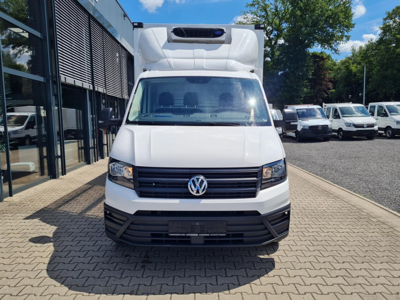 Volkswagen Crafter 35 Kühlkoffer Carrier Viento 300 NAVI/APP - Chladiarenská dodávka: obrázok 2 Volkswagen Crafter 35 Kühlkoffer Carrier Viento 300 NAVI/APP - Chladiarenská dodávka: obrázok 2