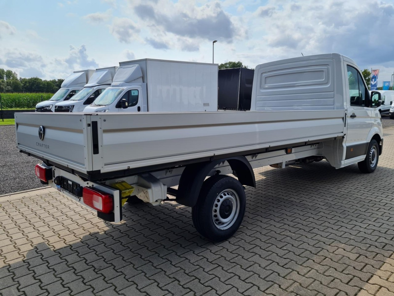 Volkswagen Crafter 35 Pritsche TDi L4 lang KLIMA TEMPOMAT - Dodávka valník: obrázok 4 Volkswagen Crafter 35 Pritsche TDi L4 lang KLIMA TEMPOMAT - Dodávka valník: obrázok 4
