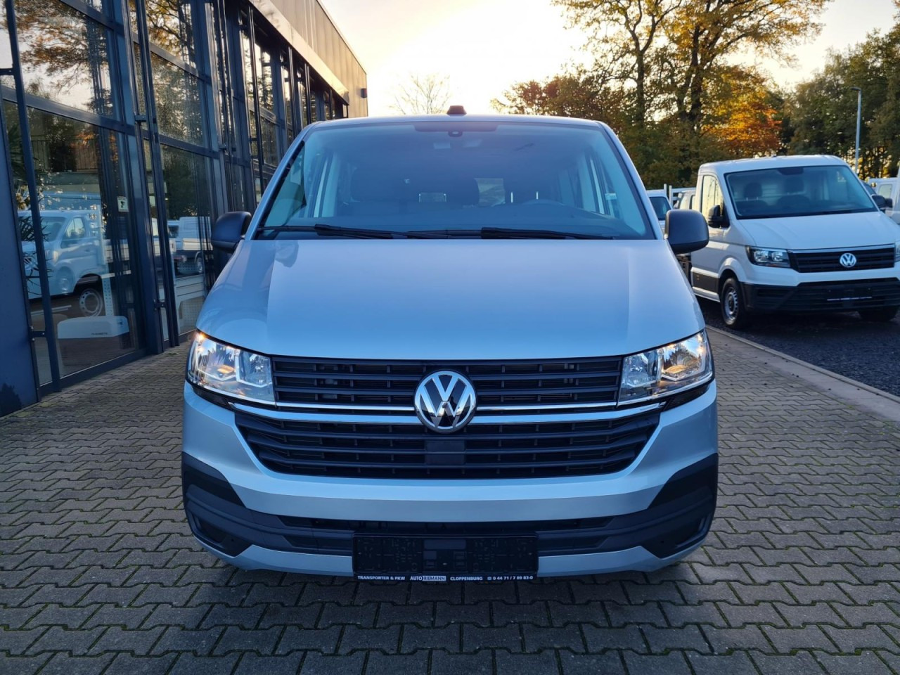 Volkswagen T6.1 Caravelle TDI lang 9 Sitzer 2 Schiebetüren Trendl. - Minibus, Mikrobus: obrázok 2 Volkswagen T6.1 Caravelle TDI lang 9 Sitzer 2 Schiebetüren Trendl. - Minibus, Mikrobus: obrázok 2
