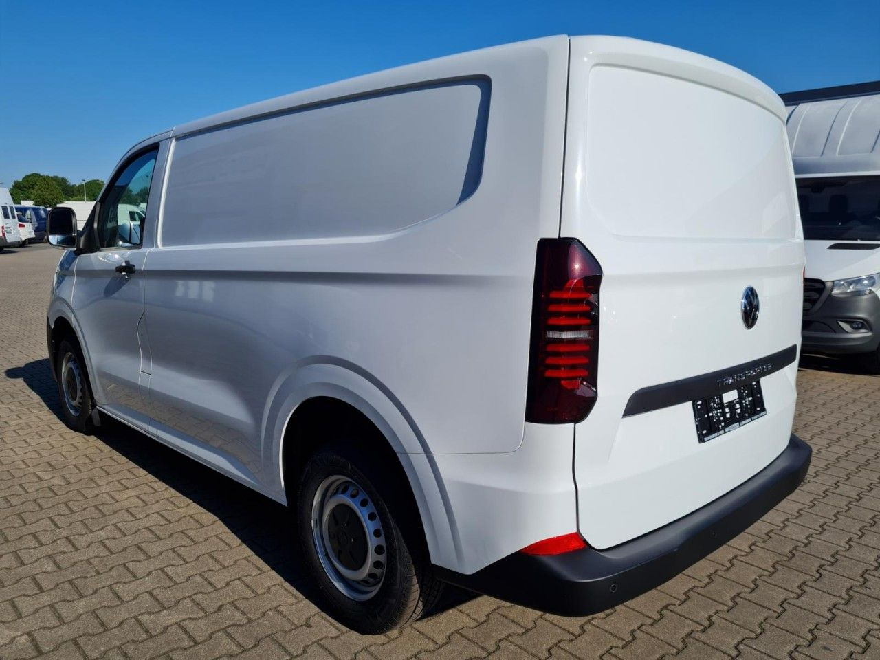 Volkswagen T7 Kasten Tdi KR Heckklappe PDC KLIMA TEMPOMAT - Malá dodávka: obrázok 4 Volkswagen T7 Kasten Tdi KR Heckklappe PDC KLIMA TEMPOMAT - Malá dodávka: obrázok 4