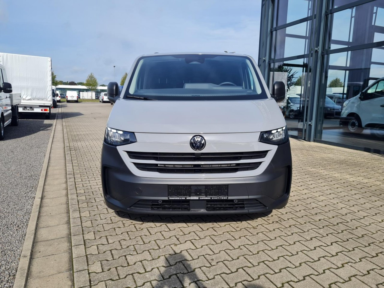 Volkswagen T7 Transporter Kasten TDi AG L2 AHK KLIMA KAMERA LED - Malá dodávka: obrázok 2 Volkswagen T7 Transporter Kasten TDi AG L2 AHK KLIMA KAMERA LED - Malá dodávka: obrázok 2