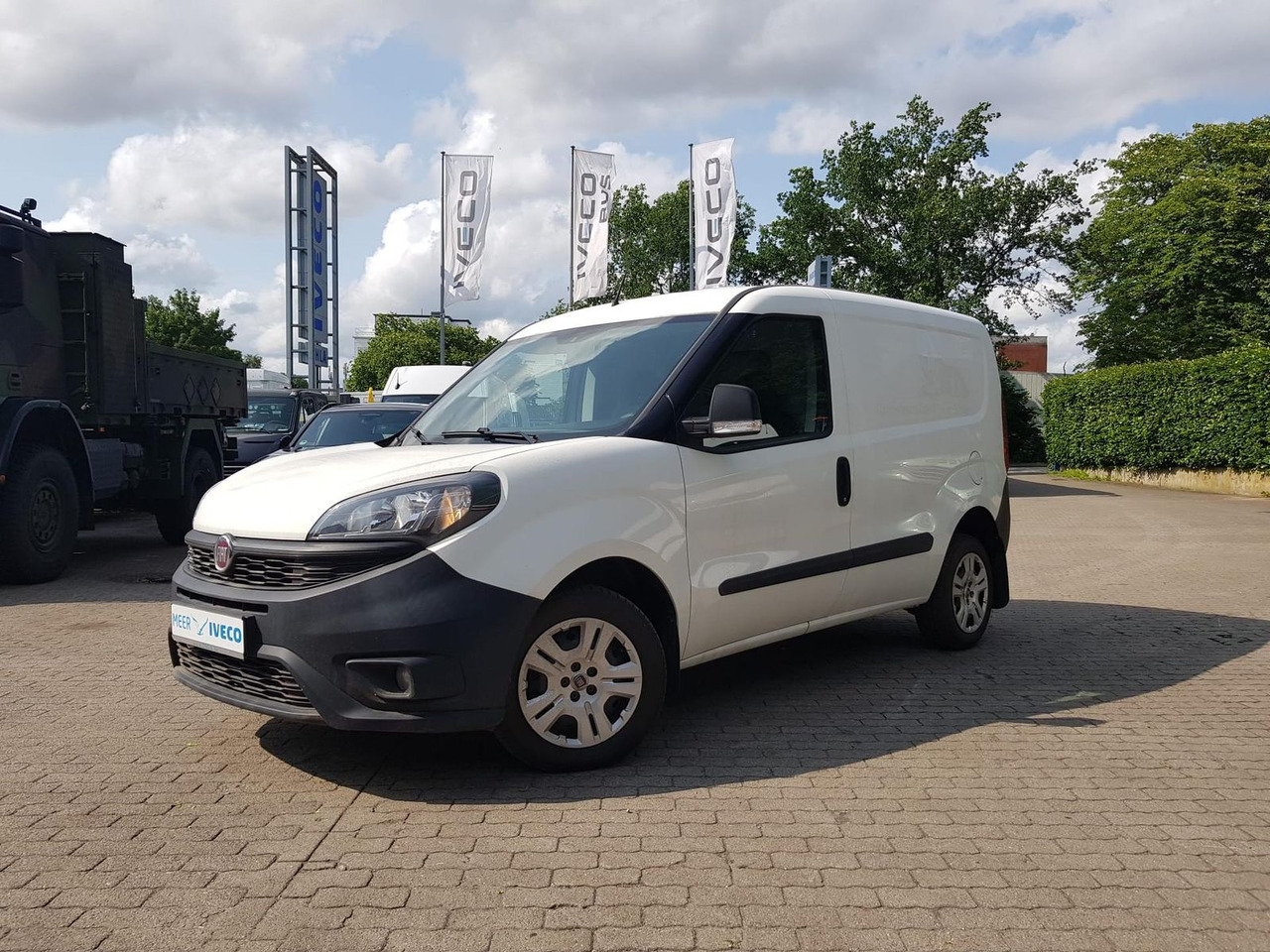 Fiat Doblo Kastenwagen SX 1.3 Klima, Radio mit Nav... - Mikrobus: obrázok 1 Fiat Doblo Kastenwagen SX 1.3 Klima, Radio mit Nav... - Mikrobus: obrázok 1