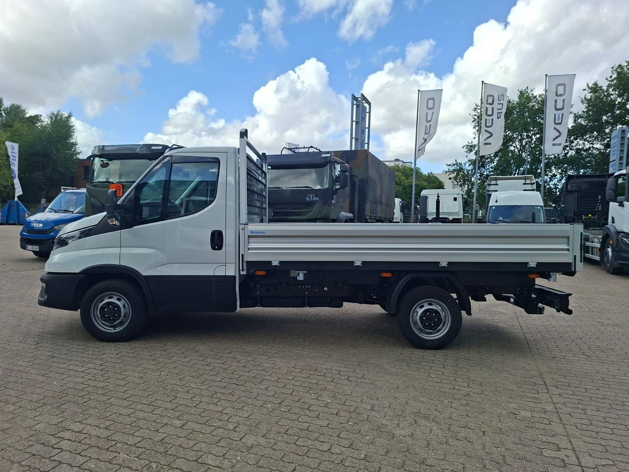 Iveco Daily 35S14A8Y Henschel 3-Seiten Kipper 100 k... - Dodávka valník: obrázok 2 Iveco Daily 35S14A8Y Henschel 3-Seiten Kipper 100 k... - Dodávka valník: obrázok 2