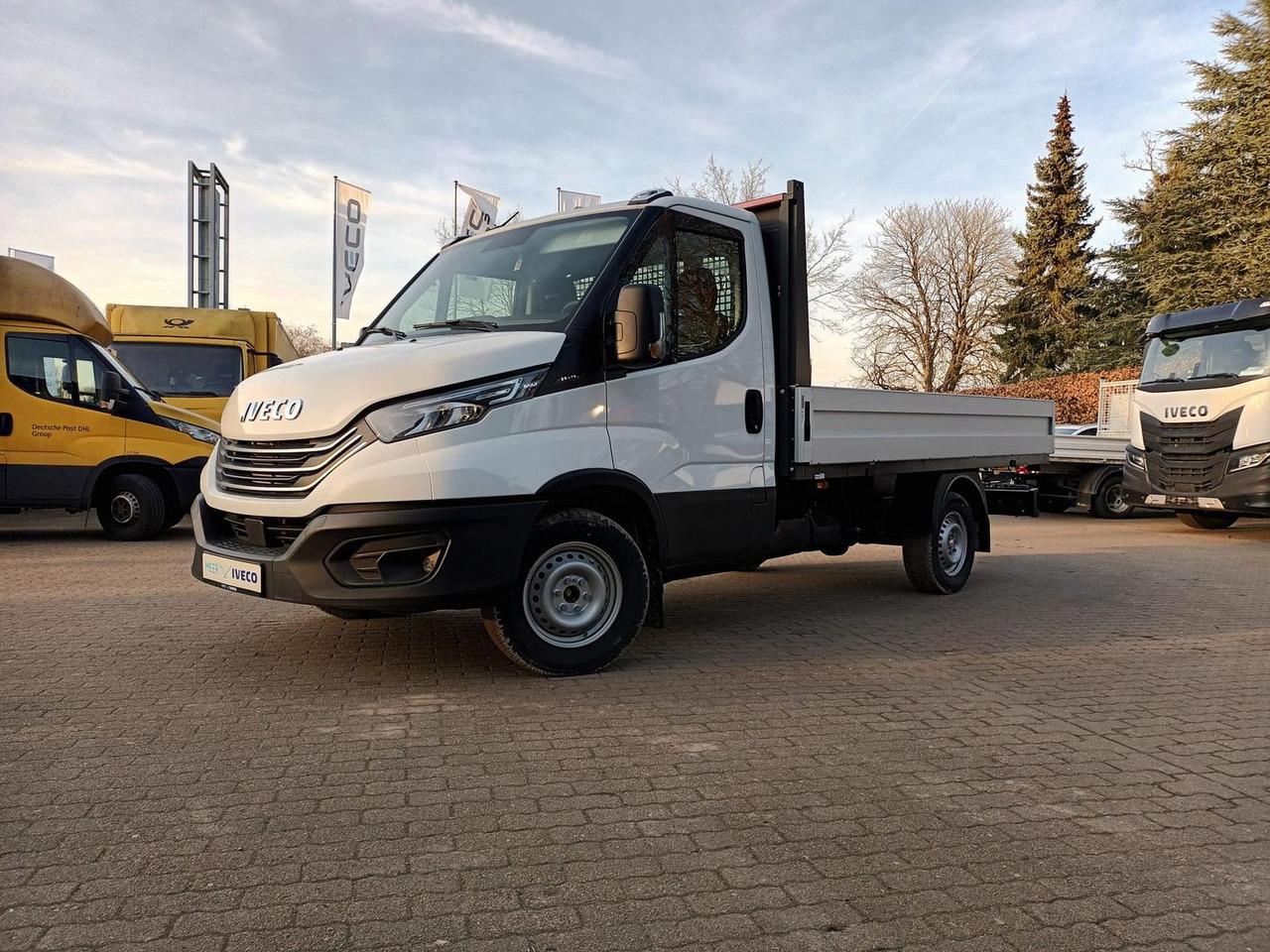 Iveco Daily 35S16H3.0 Pritsche,AHK, Rückfahrkamera... - Dodávka valník: obrázok 1 Iveco Daily 35S16H3.0 Pritsche,AHK, Rückfahrkamera... - Dodávka valník: obrázok 1