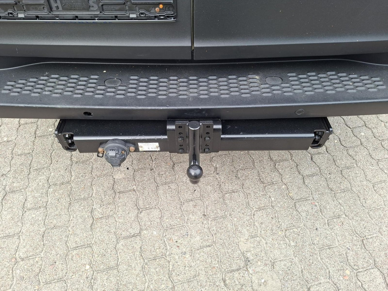 Iveco Daily 50C18HA8 V AHK, RADIO, KLIMA, 132 kW (1... - Dodávka valník: obrázok 5 Iveco Daily 50C18HA8 V AHK, RADIO, KLIMA, 132 kW (1... - Dodávka valník: obrázok 5