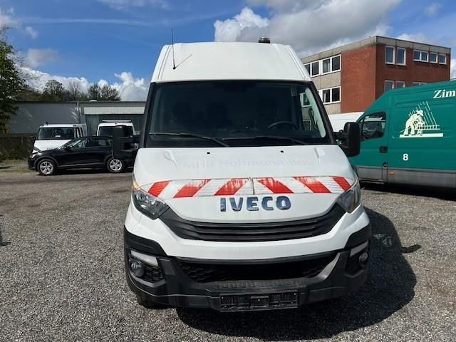 Iveco Daily 50C18HA8V 3520L Automatik,AHK (179 PS),... - Furgon: obrázok 2 Iveco Daily 50C18HA8V 3520L Automatik,AHK (179 PS),... - Furgon: obrázok 2