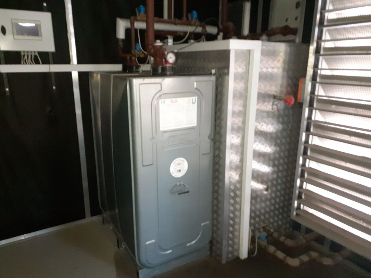Stamford Generator Nowy1300 KW 1650 KVA STAMFORD CUMMINS - Elektrický generátor: obrázok 4 Stamford Generator Nowy1300 KW 1650 KVA STAMFORD CUMMINS - Elektrický generátor: obrázok 4