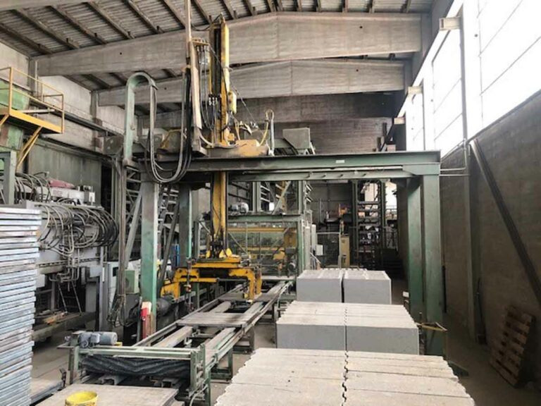 Henke Variant – Brick Manufacturing Plant / Steinfertigungsanlage - Vibrolis: obrázok 1 Henke Variant – Brick Manufacturing Plant / Steinfertigungsanlage - Vibrolis: obrázok 1