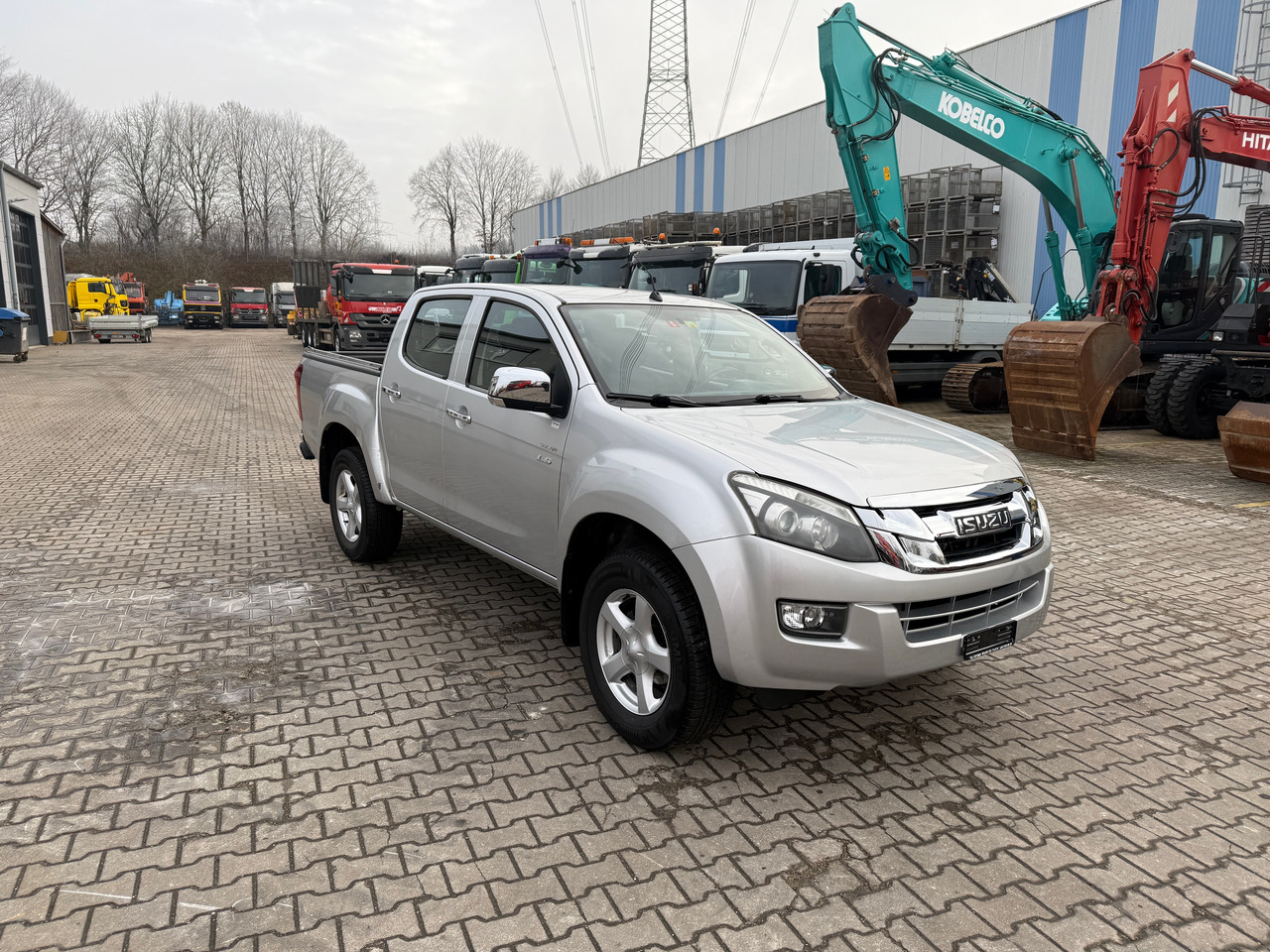 Isuzu DMAX 2,5 Pickup Automatik - Pick-up: obrázok 3 Isuzu DMAX 2,5 Pickup Automatik - Pick-up: obrázok 3