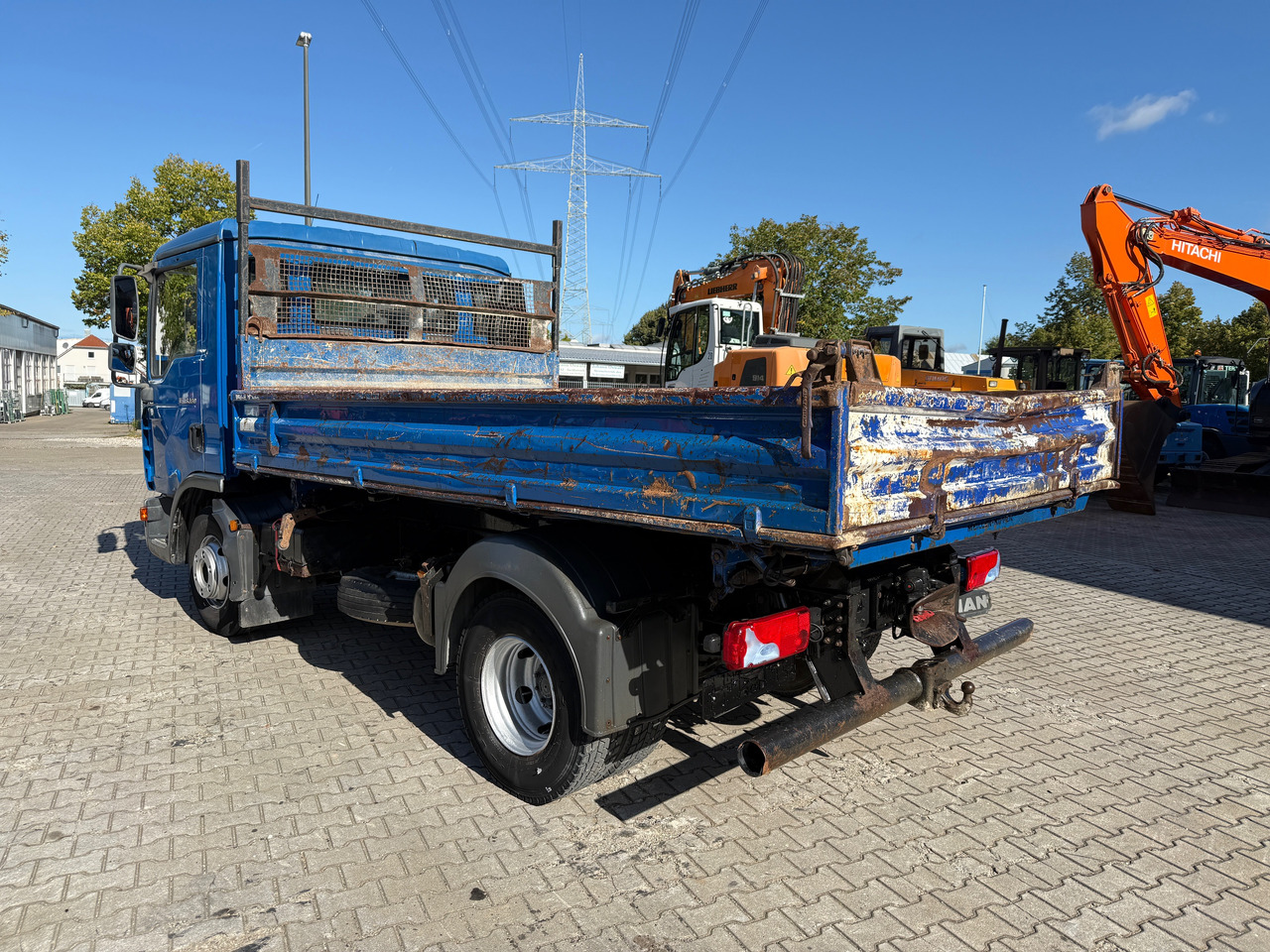 MAN TGL 8.180 3-Seiten-Kipper 2x AHK - Sklápač: obrázok 5 MAN TGL 8.180 3-Seiten-Kipper 2x AHK - Sklápač: obrázok 5