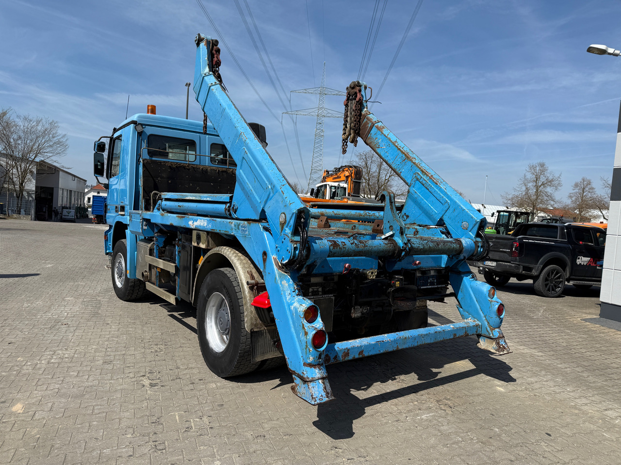 Mercedes-Benz 1841 Actros MP2 Absetzkipper 4x4 Allrad Klima - Ramenový nosič kontajnerov: obrázok 5 Mercedes-Benz 1841 Actros MP2 Absetzkipper 4x4 Allrad Klima - Ramenový nosič kontajnerov: obrázok 5