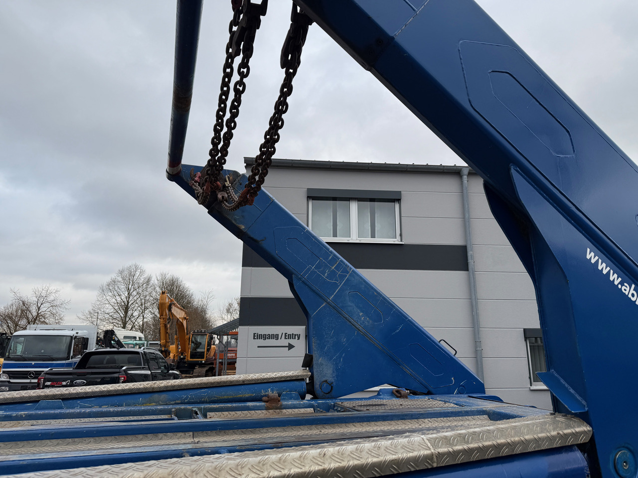 Ramenový nosič kontajnerov Mercedes-Benz 3243 Actros MP1 4-Achs Absetzkipper: obrázok 9 Ramenový nosič kontajnerov Mercedes-Benz 3243 Actros MP1 4-Achs Absetzkipper: obrázok 9