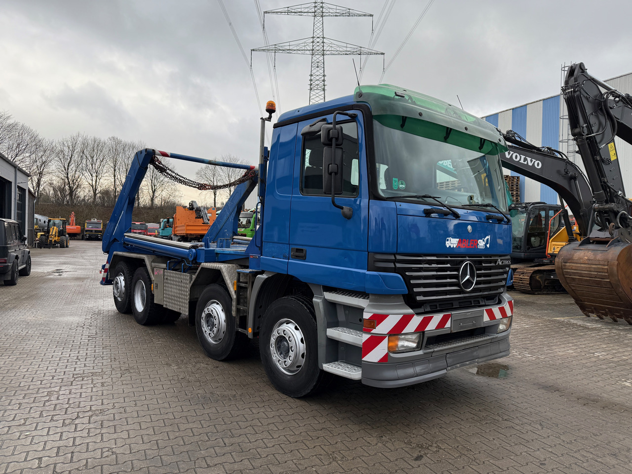 Mercedes-Benz 3243 Actros MP1 4-Achs Absetzkipper - Ramenový nosič kontajnerov: obrázok 3 Mercedes-Benz 3243 Actros MP1 4-Achs Absetzkipper - Ramenový nosič kontajnerov: obrázok 3