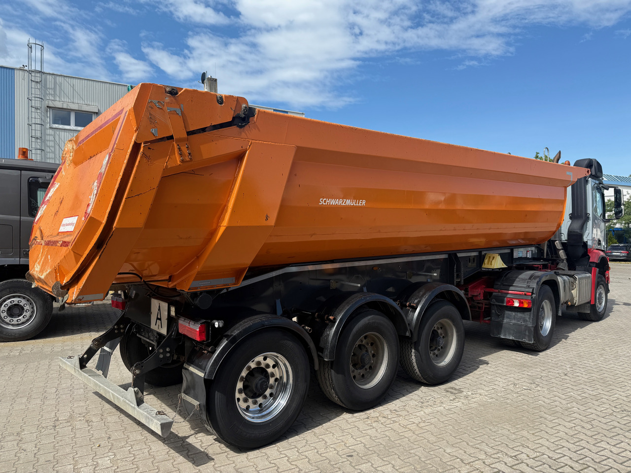 Schwarzmüller Kippauflieger Gesteinsmulde verstärkt Liftachse - Náves sklápěcí: obrázok 4 Schwarzmüller Kippauflieger Gesteinsmulde verstärkt Liftachse - Náves sklápěcí: obrázok 4