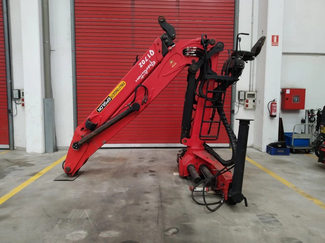 Grúa Epsilon Q170Z96 - Hydraulická ruka pre Nákladné auto: obrázok 1 Grúa Epsilon Q170Z96 - Hydraulická ruka pre Nákladné auto: obrázok 1