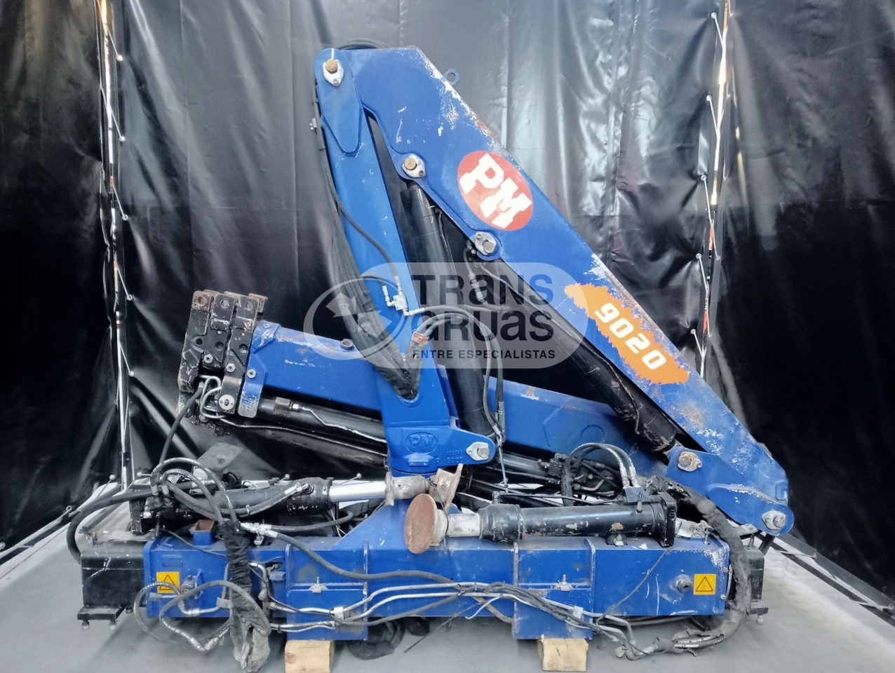 Grúa PM 9 - Hydraulická ruka pre Nákladné auto: obrázok 1 Grúa PM 9 - Hydraulická ruka pre Nákladné auto: obrázok 1