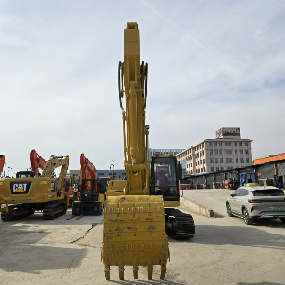 CATERPILLAR 320BL - Rýpadlo: obrázok 4 CATERPILLAR 320BL - Rýpadlo: obrázok 4