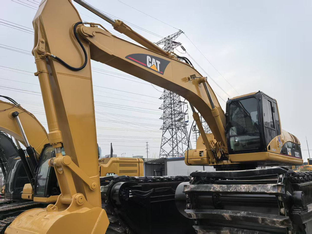 CATERPILLAR 320CL amphibious - Plovoucí rýpadlo: obrázok 5 CATERPILLAR 320CL amphibious - Plovoucí rýpadlo: obrázok 5