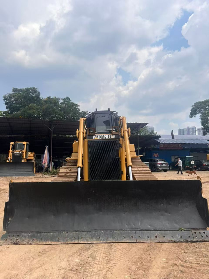 CATERPILLAR D8R - Buldozér: obrázok 4 CATERPILLAR D8R - Buldozér: obrázok 4