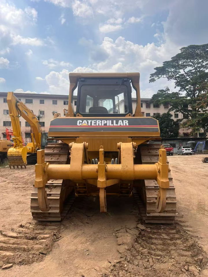 CATERPILLAR D8R - Buldozér: obrázok 3 CATERPILLAR D8R - Buldozér: obrázok 3