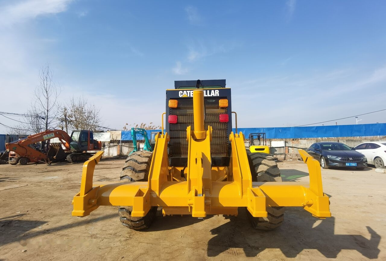 Caterpillar 140H - Zrovnávač: obrázok 4 Caterpillar 140H - Zrovnávač: obrázok 4