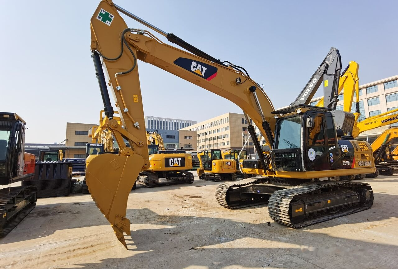 Caterpillar 324D2 - Pásové rýpadlo: obrázok 1 Caterpillar 324D2 - Pásové rýpadlo: obrázok 1