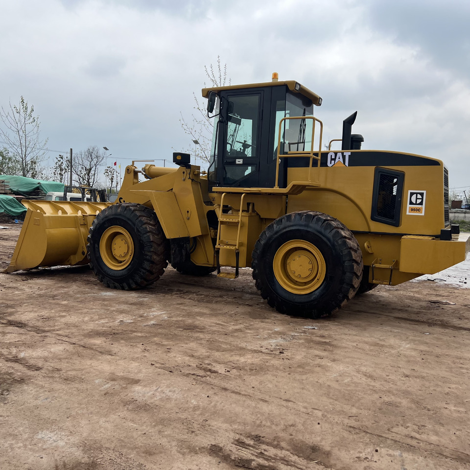 Caterpillar 950C - Kolesový nakladač: obrázok 2 Caterpillar 950C - Kolesový nakladač: obrázok 2