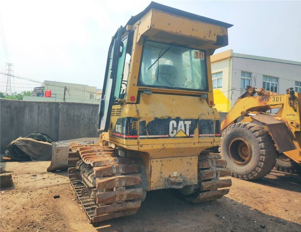 Caterpillar D3G - Buldozér: obrázok 1 Caterpillar D3G - Buldozér: obrázok 1
