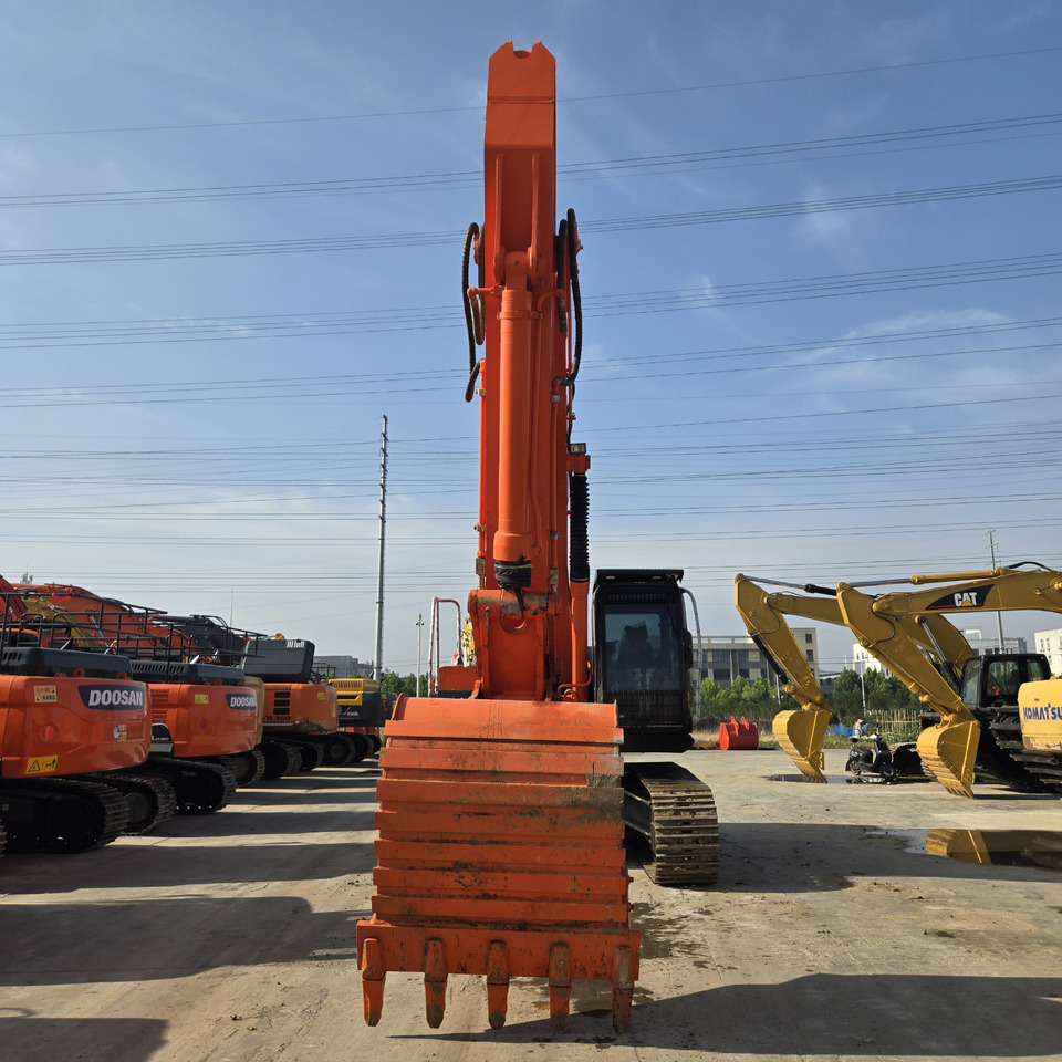 HITACHI ZX350 - Rýpadlo: obrázok 4 HITACHI ZX350 - Rýpadlo: obrázok 4