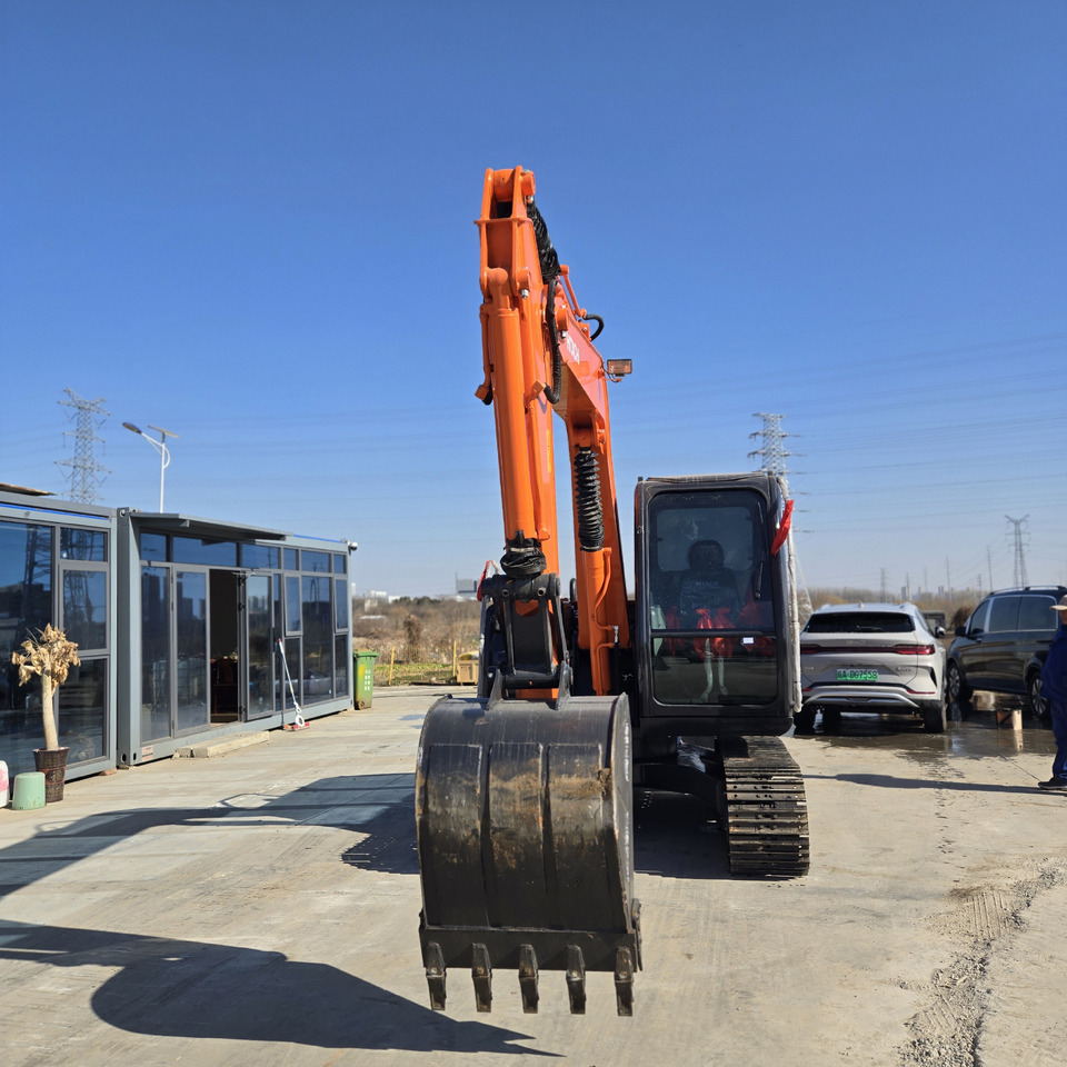 HITACHI ZX70 - Mini rýpadlo: obrázok 3 HITACHI ZX70 - Mini rýpadlo: obrázok 3