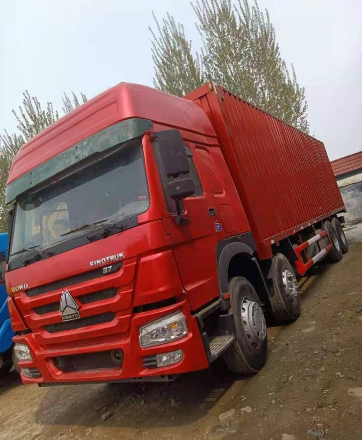 Howo 8X4 Box Truck Box Van - Kontejnérový podvozek/ Výměnná nástavba: obrázok 1 Howo 8X4 Box Truck Box Van - Kontejnérový podvozek/ Výměnná nástavba: obrázok 1