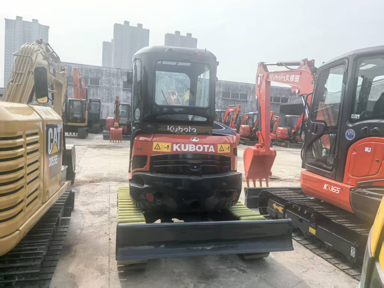 KUBOTA U27 - Mini rýpadlo: obrázok 4 KUBOTA U27 - Mini rýpadlo: obrázok 4