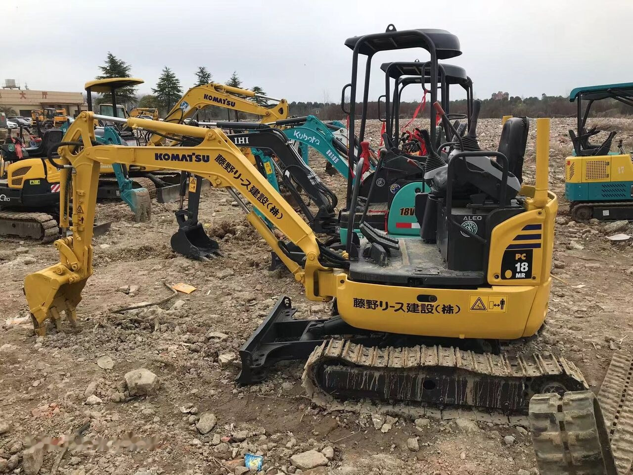 Komatsu PC18 - Mini rýpadlo: obrázok 2 Komatsu PC18 - Mini rýpadlo: obrázok 2