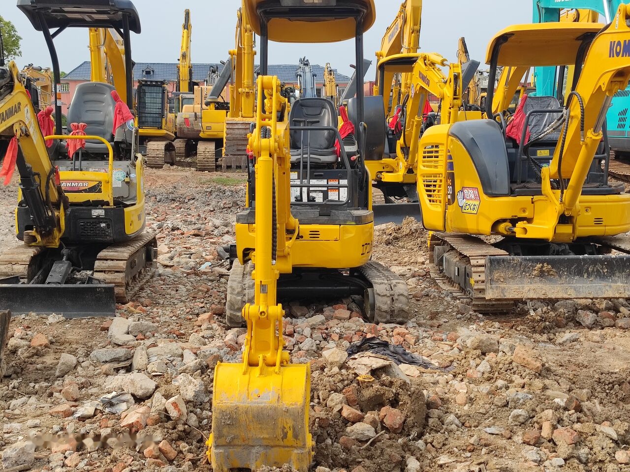 Komatsu PC18MR - Mini rýpadlo: obrázok 4 Komatsu PC18MR - Mini rýpadlo: obrázok 4