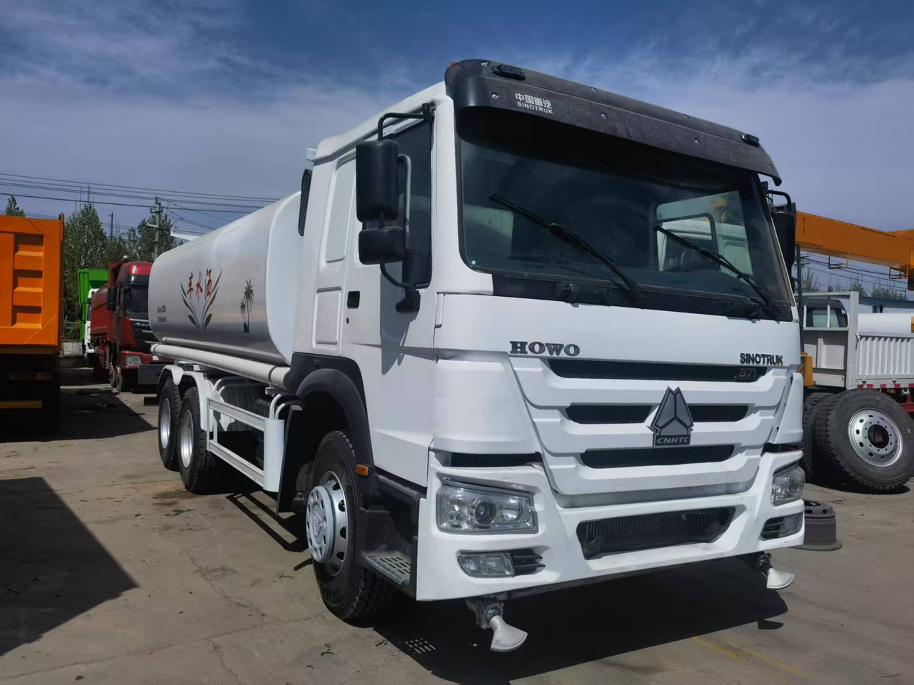 Sinotruk HOWO 371 6*4 Sprinkler truck - Komunálne/ Špeciálne stroje: obrázok 5 Sinotruk HOWO 371 6*4 Sprinkler truck - Komunálne/ Špeciálne stroje: obrázok 5