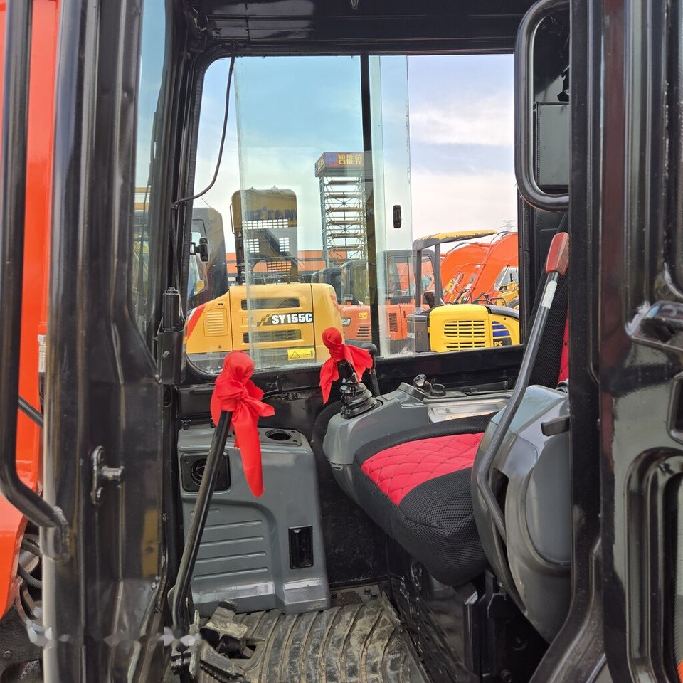 Kubota KX155-3 - Mini rýpadlo: obrázok 4 Kubota KX155-3 - Mini rýpadlo: obrázok 4
