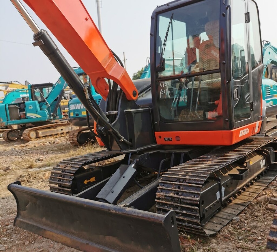 Kubota KX183-3 - Mini rýpadlo: obrázok 5 Kubota KX183-3 - Mini rýpadlo: obrázok 5