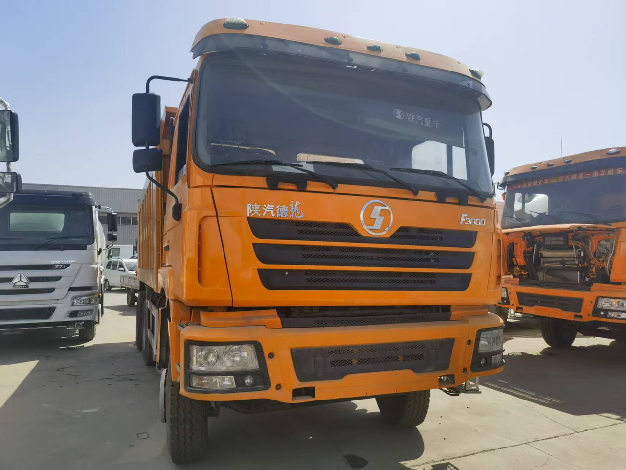 Shacman F3000 6*4 Dump truck - Sklápač: obrázok 3 Shacman F3000 6*4 Dump truck - Sklápač: obrázok 3