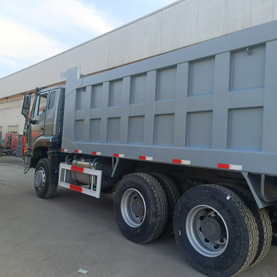 Sklápač Sinotruk HOHAN 6*4 Dump truck: obrázok 9